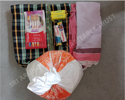 Kit distribution at Tiruttani 1